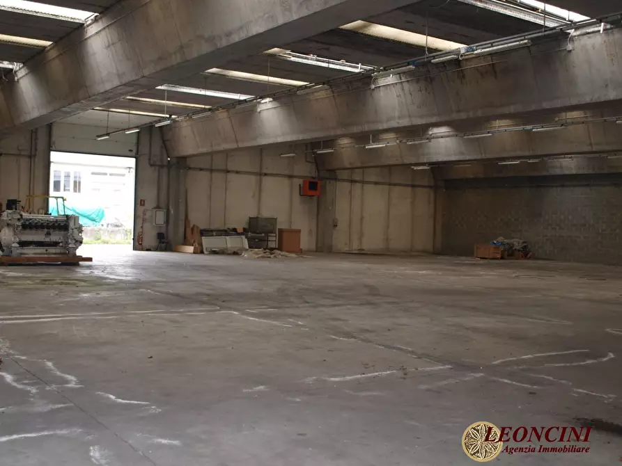 Immagine 6 di Capannone industriale in vendita  45 a Villafranca In Lunigiana