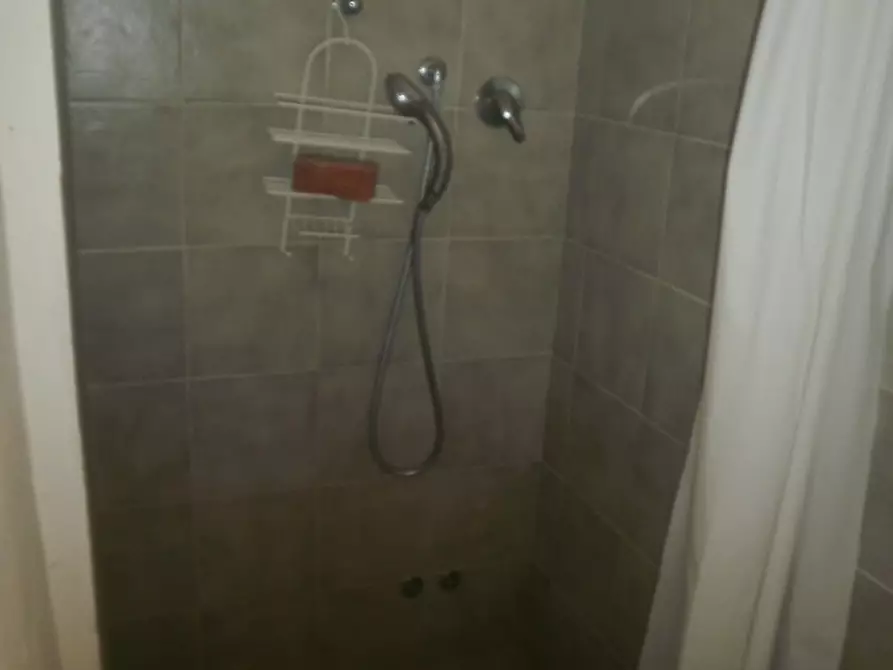 Immagine 10 di Casa semindipendente in vendita  a Rosignano Marittimo