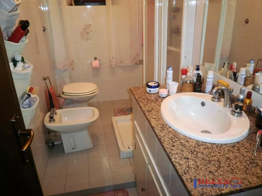 Immagine 5 di Appartamento in vendita  a Rosignano Marittimo