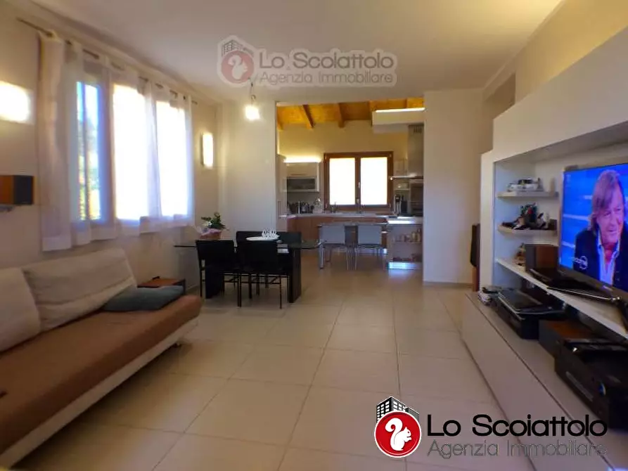 Immagine 3 di Casa semindipendente in vendita  a Castel Di Casio