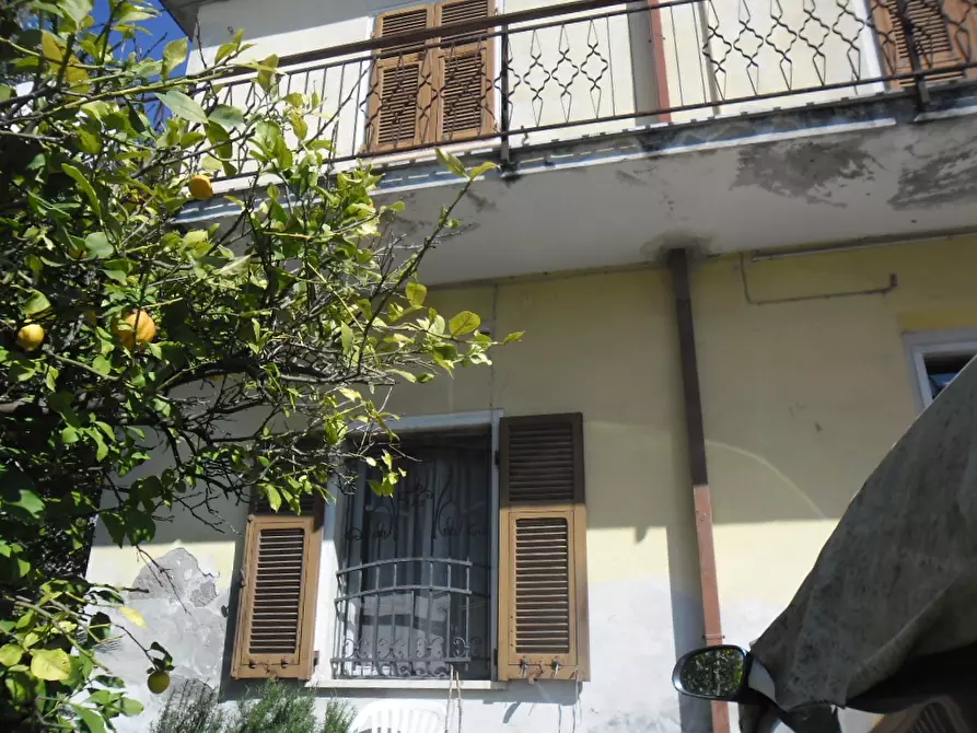 Immagine 9 di Casa indipendente in vendita  a Carrara