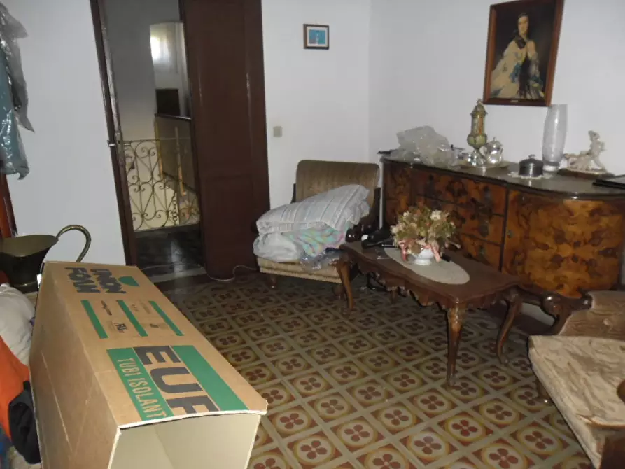 Immagine 4 di Casa indipendente in vendita  a Carrara