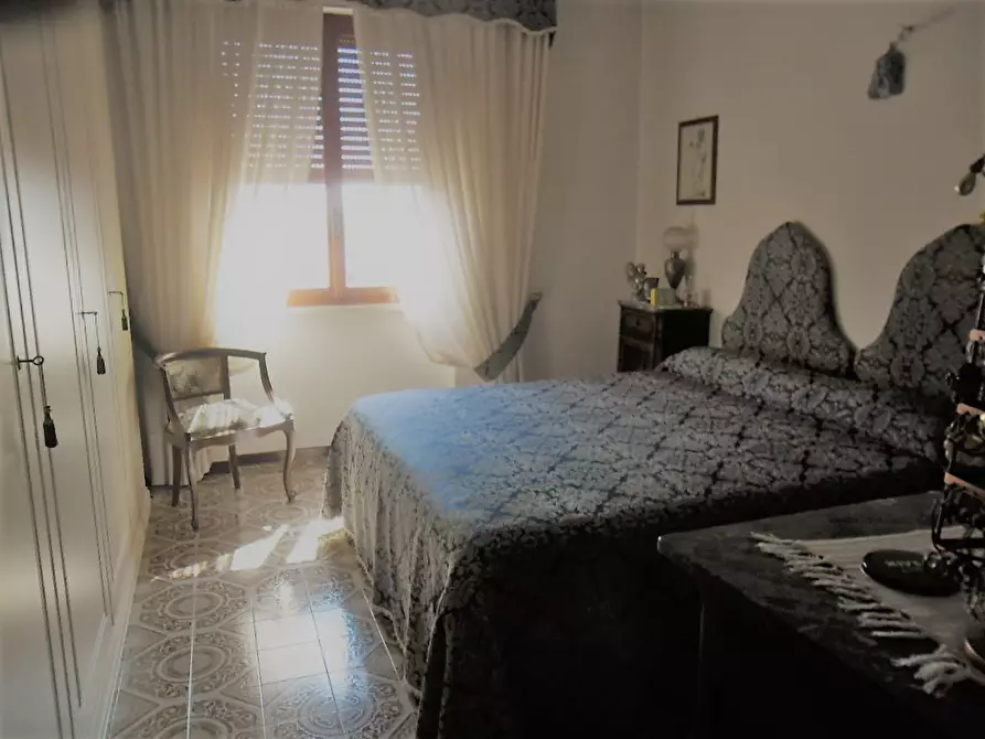 Immagine 7 di Appartamento in vendita  a Castelnuovo Magra