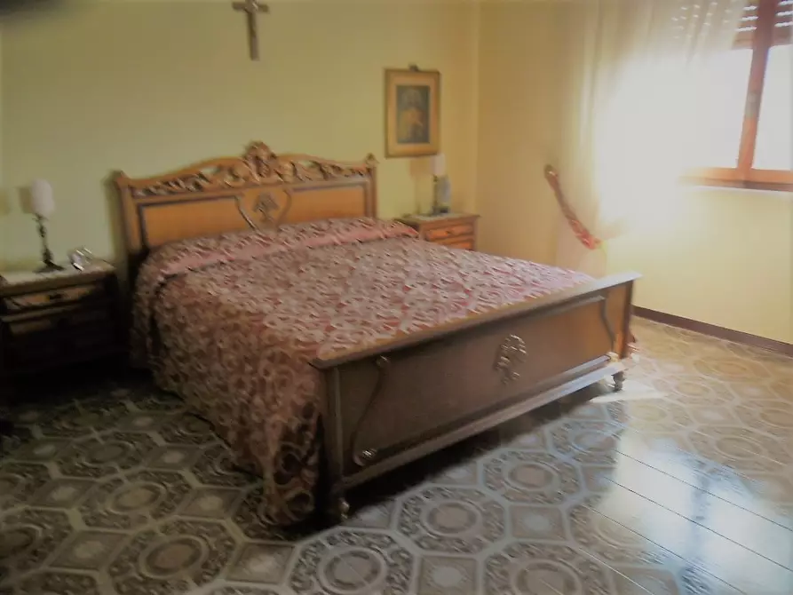 Immagine 9 di Appartamento in vendita  a Castelnuovo Magra