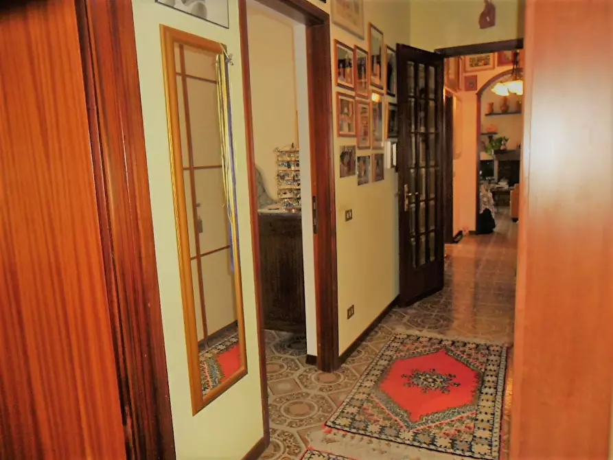 Immagine 10 di Appartamento in vendita  a Castelnuovo Magra