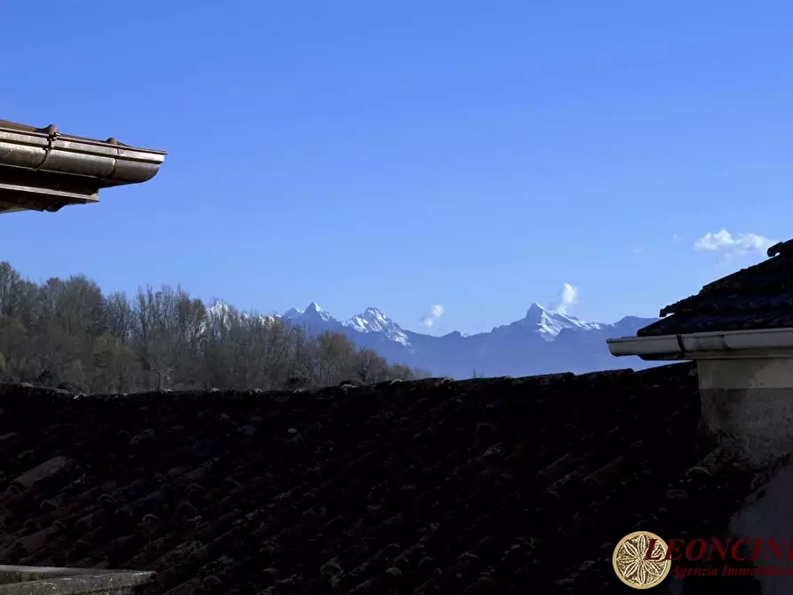 Immagine 5 di Palazzo in vendita  2 a Filattiera