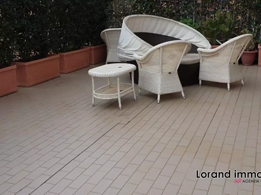 Immagine 6 di Appartamento in vendita  a Pisa