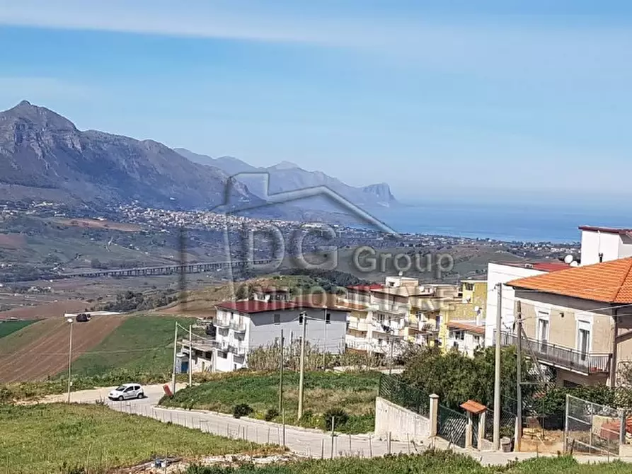 Immagine 2 di Appartamento in vendita  a Alcamo