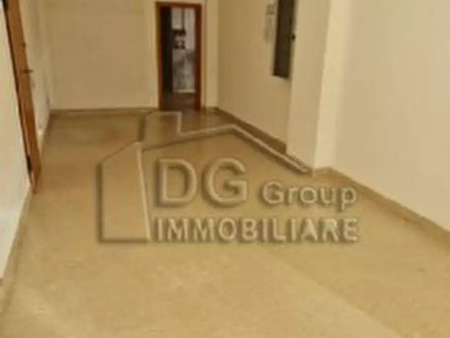 Immagine 9 di Negozio in affitto  a Alcamo