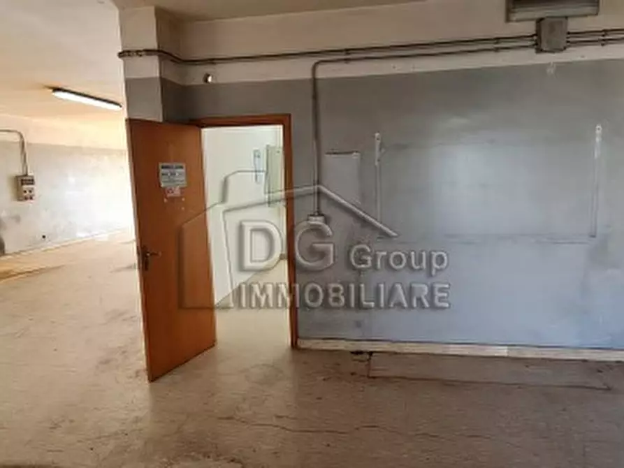 Immagine 3 di Negozio in affitto  a Alcamo