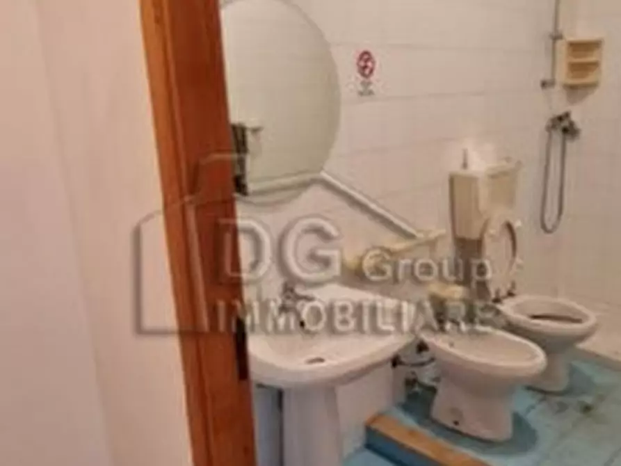 Immagine 6 di Negozio in affitto  a Alcamo