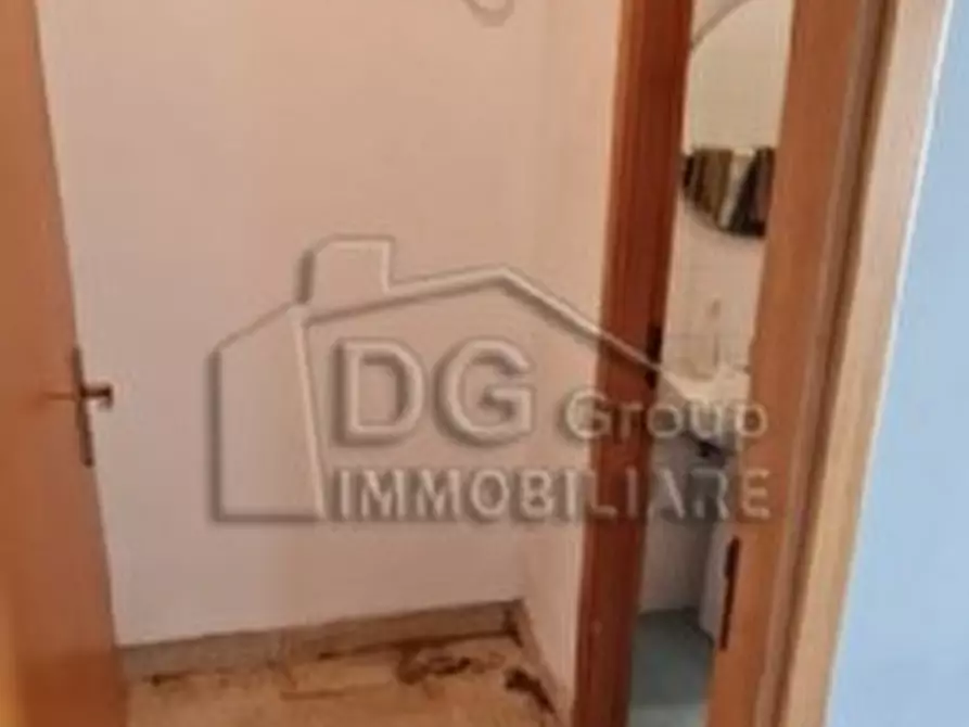 Immagine 4 di Negozio in affitto  a Alcamo