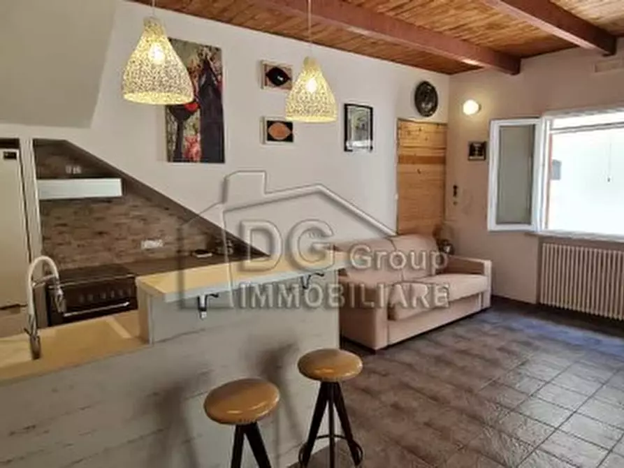 Immagine 4 di Casa indipendente in vendita  a Castellammare Del Golfo