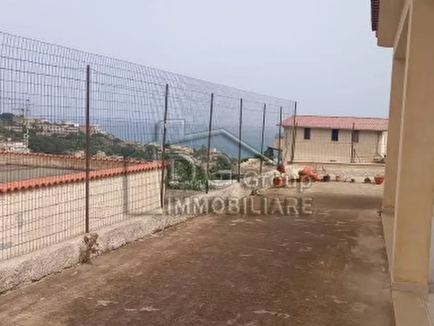 Immagine 2 di Villa in vendita  a Alcamo