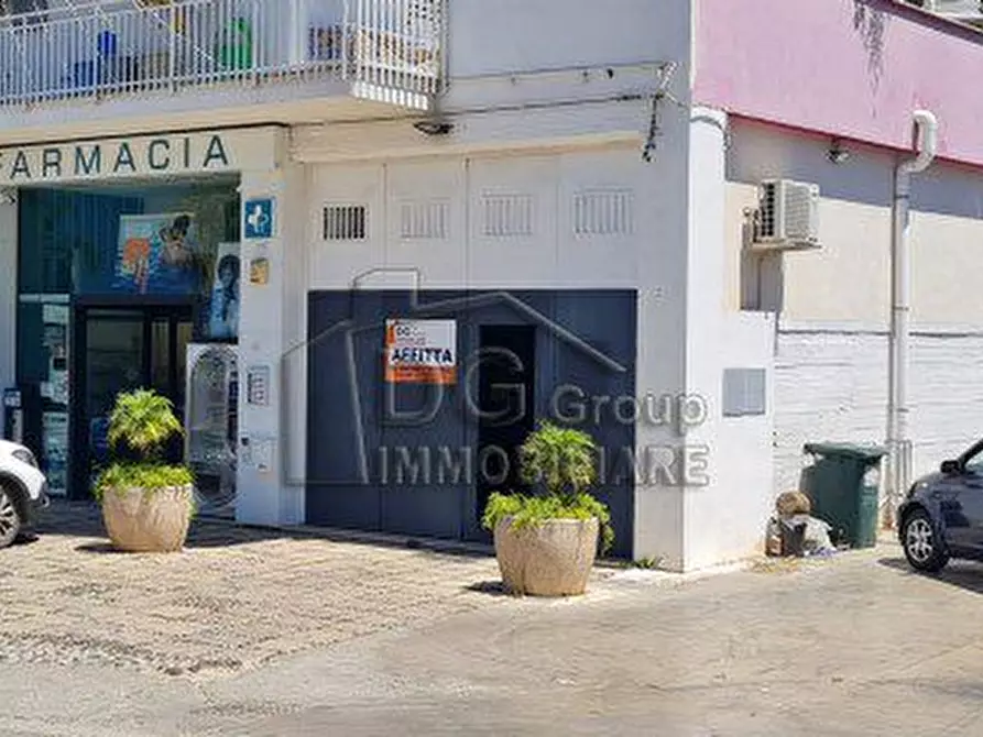 Immagine 2 di Negozio in affitto  a Alcamo