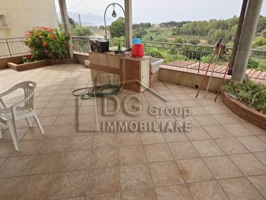 Immagine 9 di Villa in vendita  a Alcamo