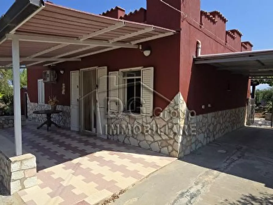 Immagine 4 di Villa in vendita  a Alcamo