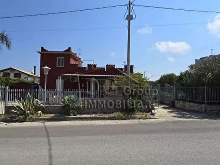 Immagine 3 di Villa in vendita  a Alcamo