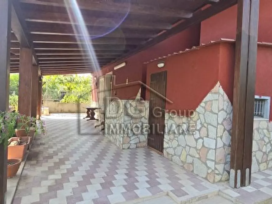 Immagine 7 di Villa in vendita  a Alcamo
