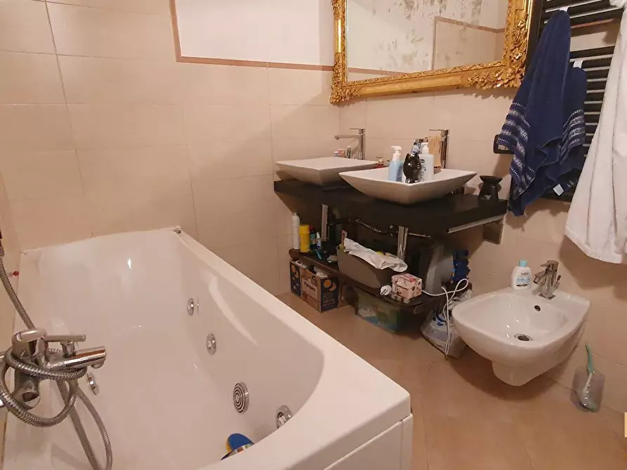 Immagine 9 di Appartamento in vendita  8 a Teramo