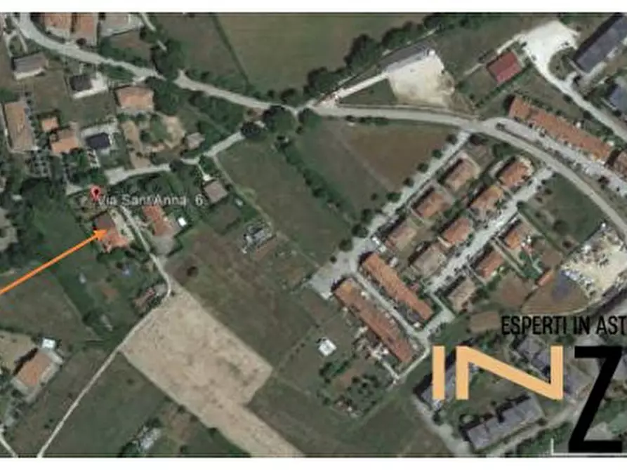 Immagine 10 di Appartamento in vendita  6 a L'aquila