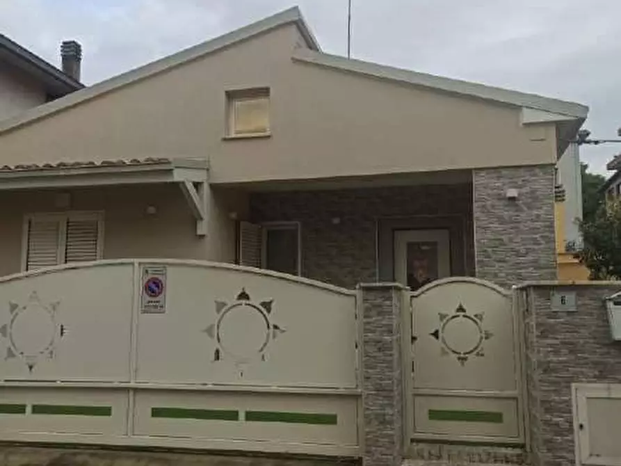 Immagine 4 di Appartamento in vendita  6 a Tortoreto