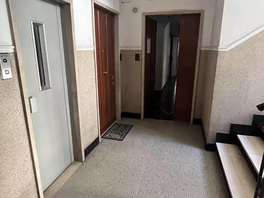 Immagine 4 di Appartamento in vendita  11 a Genova