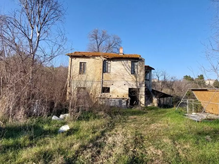 Immagine 1 di Rustico / casale in vendita  a Civitella Del Tronto