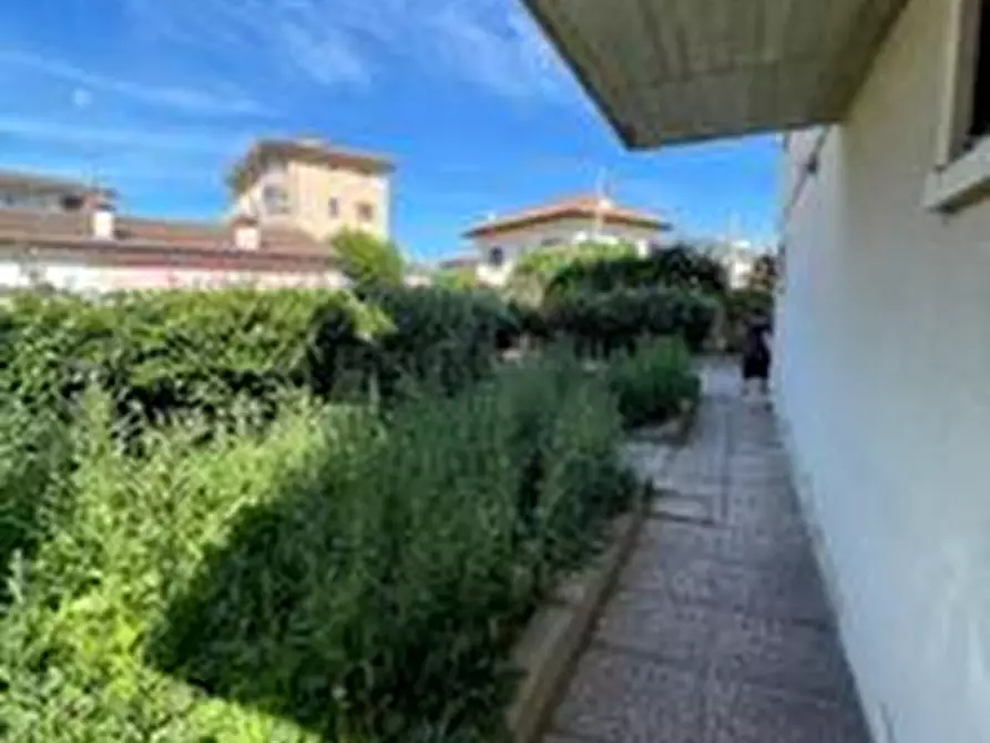 Immagine 5 di Appartamento in vendita  42 a Creazzo