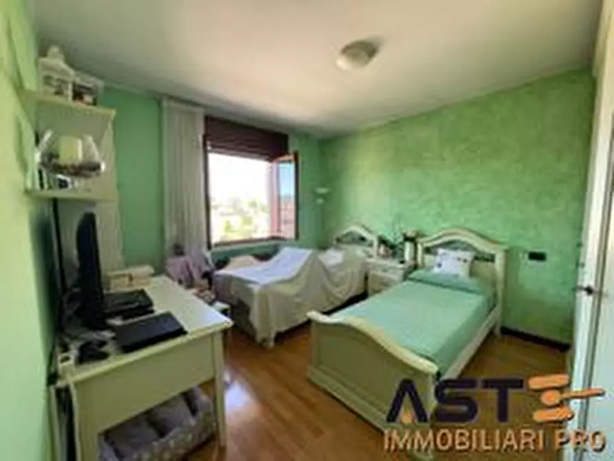 Immagine 10 di Appartamento in vendita  42 a Creazzo