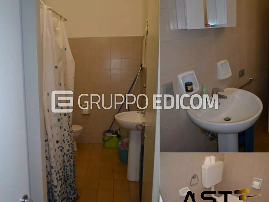 Immagine 10 di Appartamento in vendita  6 a Padova