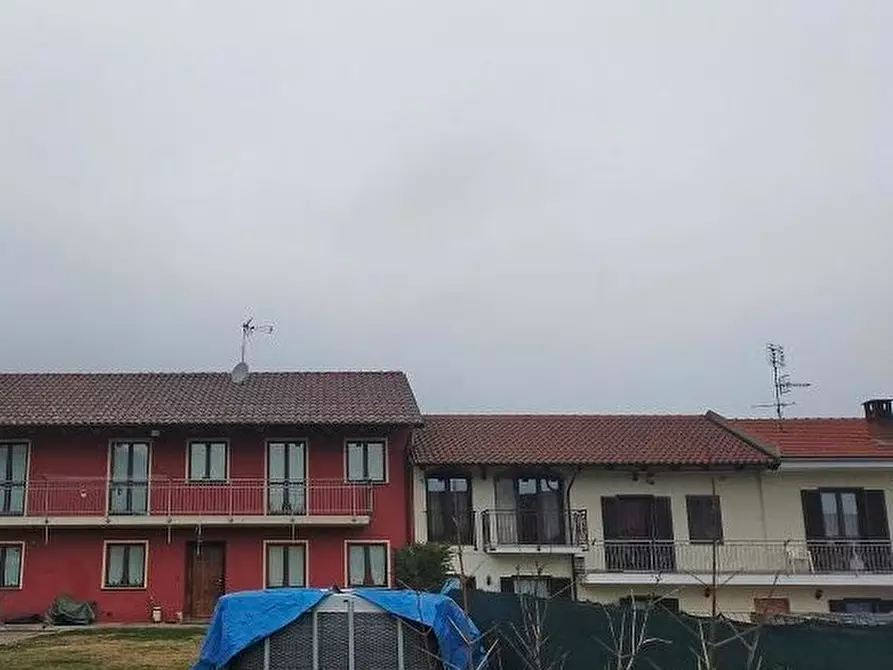 Immagine 2 di Villa in vendita  36 a Cumiana
