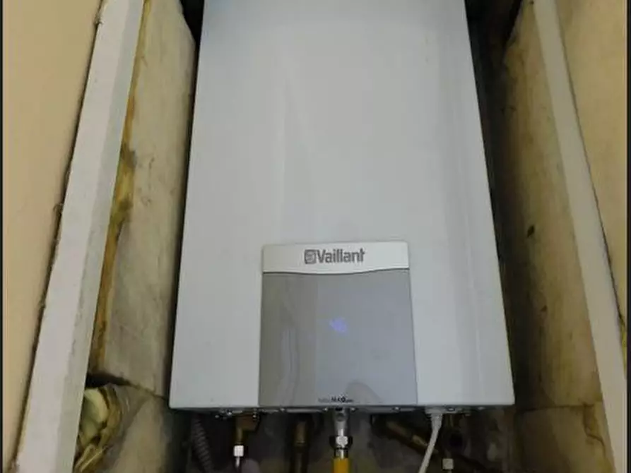 Immagine 9 di Appartamento in vendita  143 a Torino