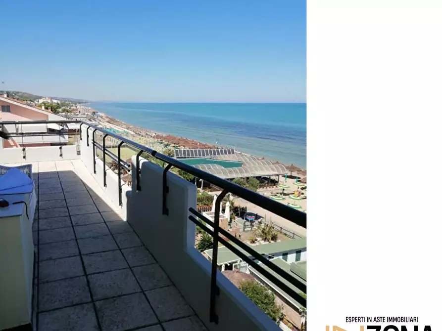 Immagine 1 di Appartamento in vendita  35 a Silvi