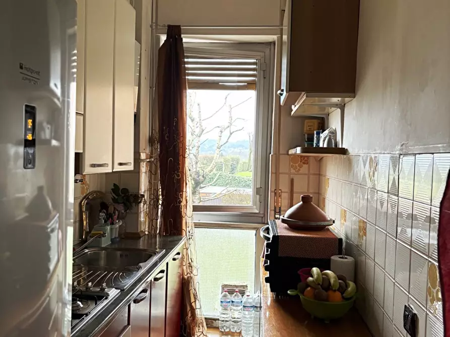 Immagine 7 di Appartamento in vendita  24 a Besana In Brianza