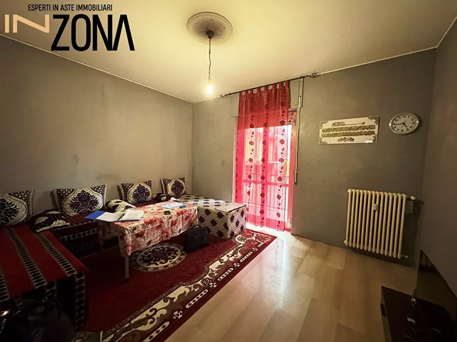 Immagine 8 di Appartamento in vendita  24 a Besana In Brianza