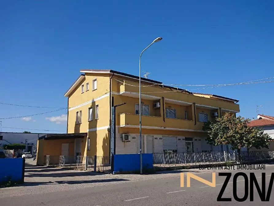 Immagine 3 di Appartamento in vendita  429 a Giulianova