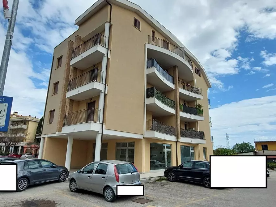 Immagine 7 di Appartamento in vendita  a Corropoli