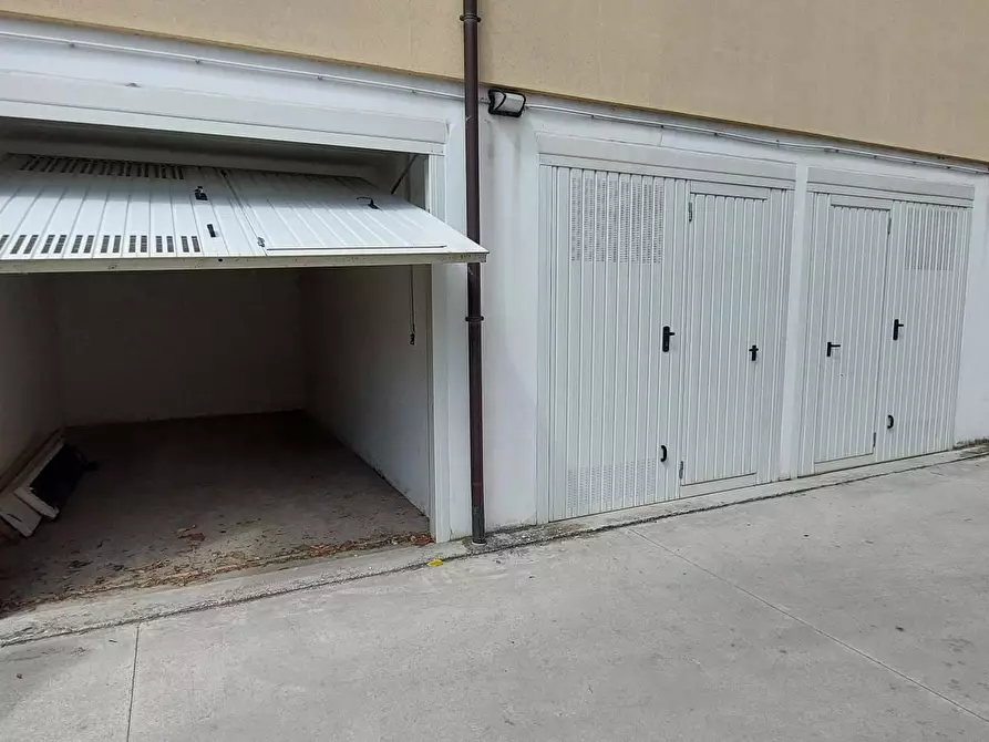 Immagine 9 di Appartamento in vendita  a Corropoli