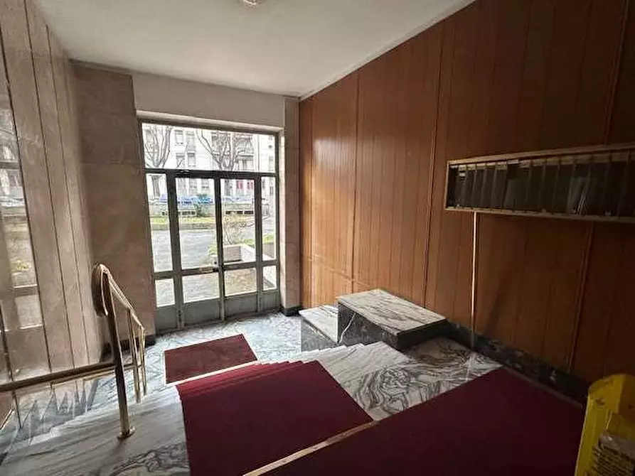 Immagine 4 di Appartamento in vendita  37 a Torino