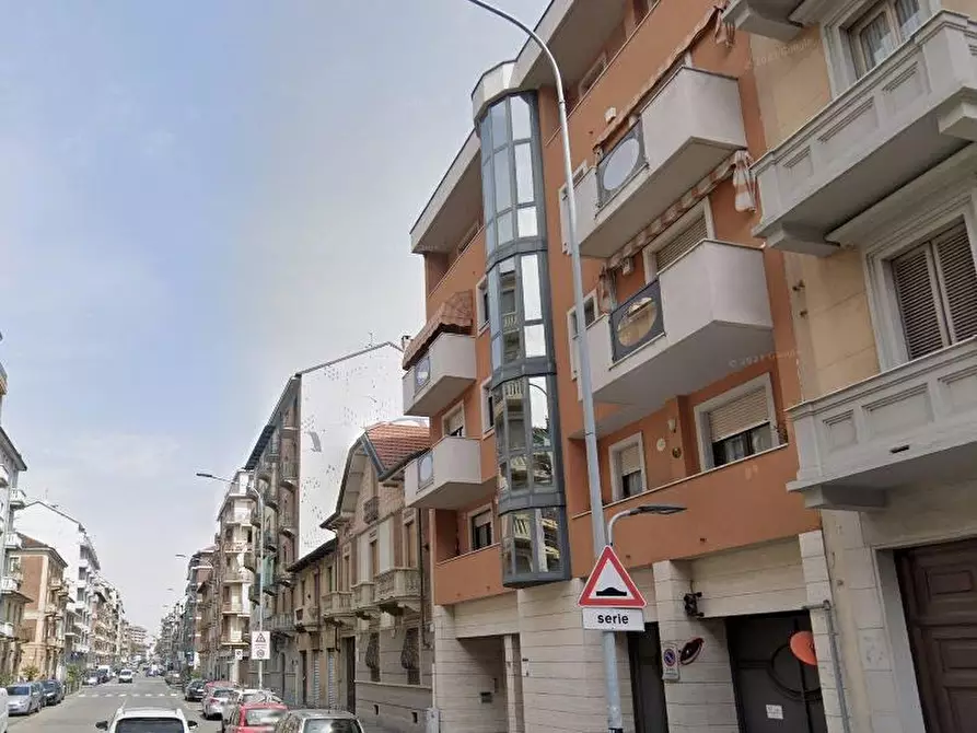 Immagine 2 di Appartamento in vendita  42 a Torino