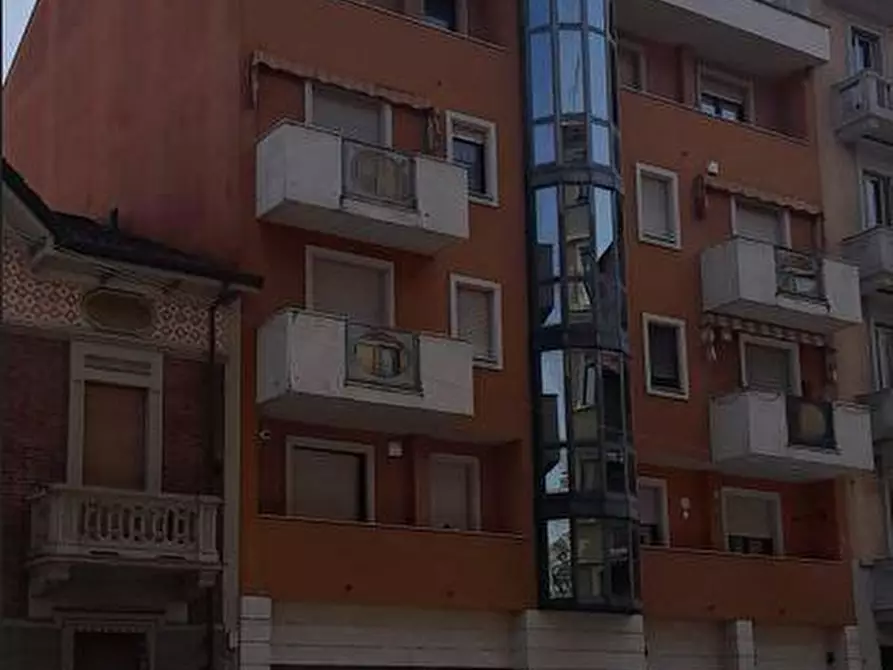 Immagine 3 di Appartamento in vendita  42 a Torino