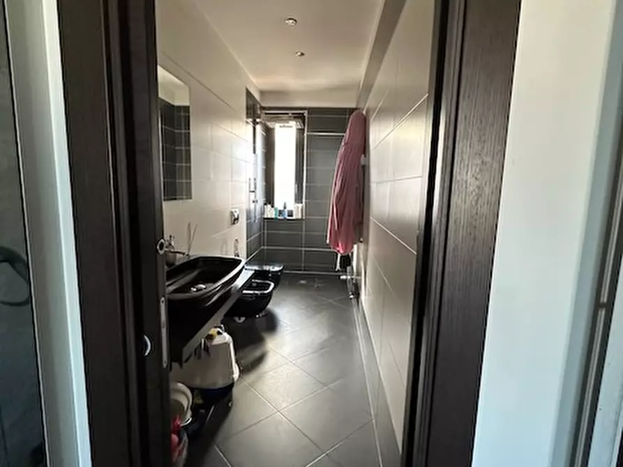 Immagine 10 di Appartamento in vendita  94 a Torino