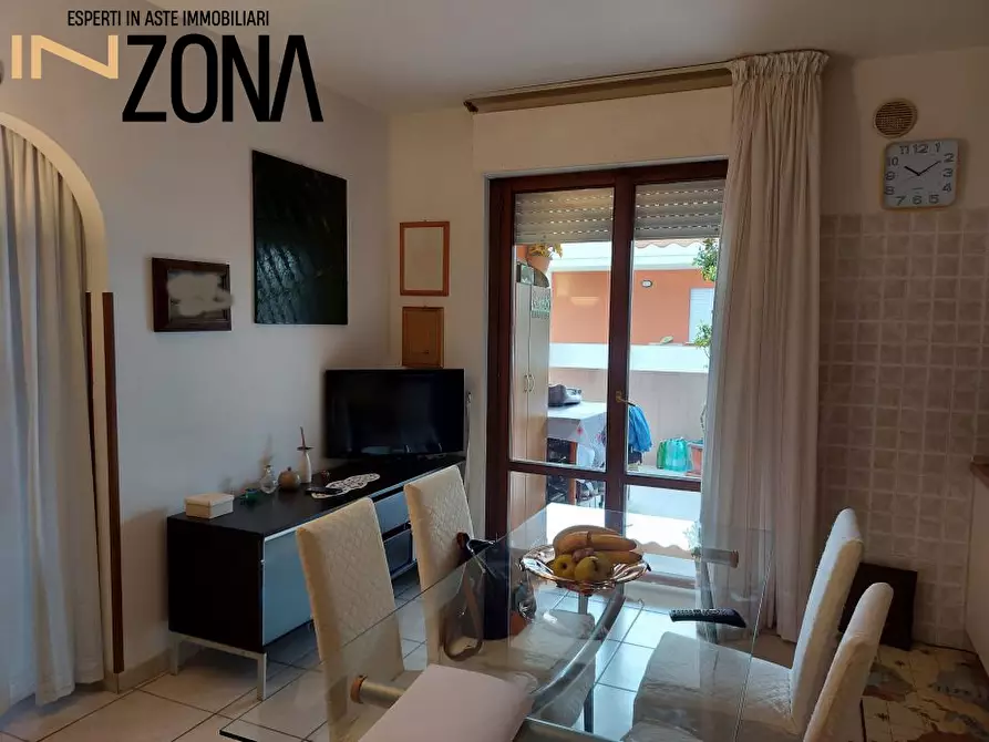 Immagine 4 di Appartamento in vendita  7-9-11 a Tortoreto