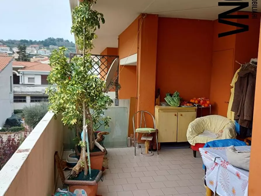 Immagine 9 di Appartamento in vendita  7-9-11 a Tortoreto