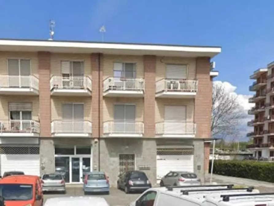 Immagine 2 di Appartamento in vendita  14 a Robassomero