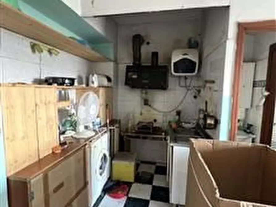 Immagine 10 di Appartamento in vendita  12 a Torino