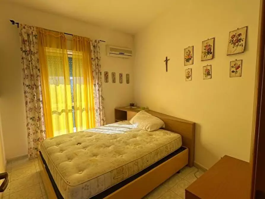 Immagine 8 di Casa indipendente in affitto  a Melito Di Porto Salvo