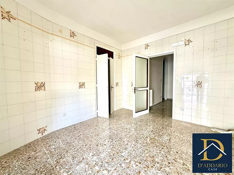 Immagine 5 di Appartamento in affitto  152 a Taranto