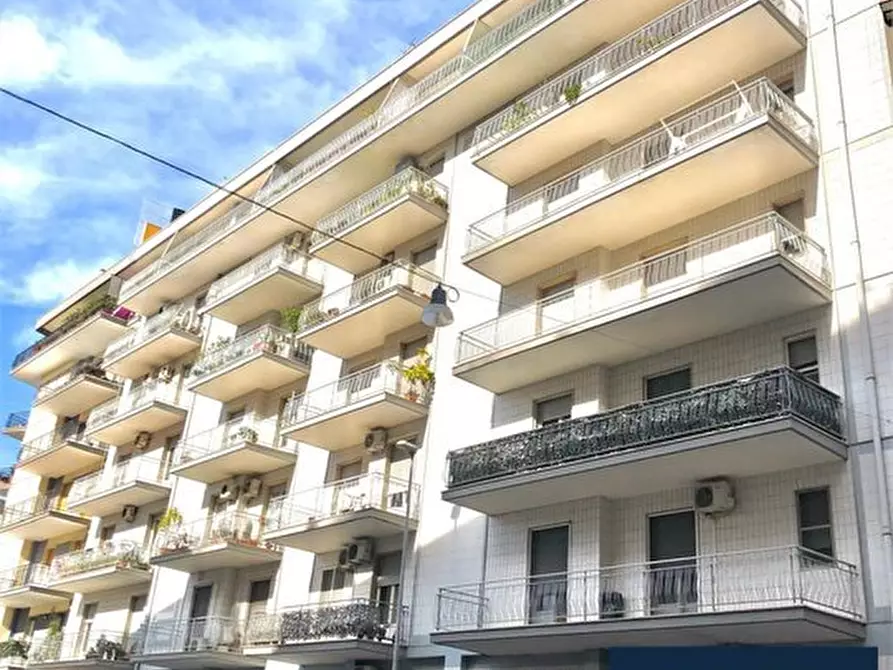 Immagine 2 di Appartamento in affitto  152 a Taranto